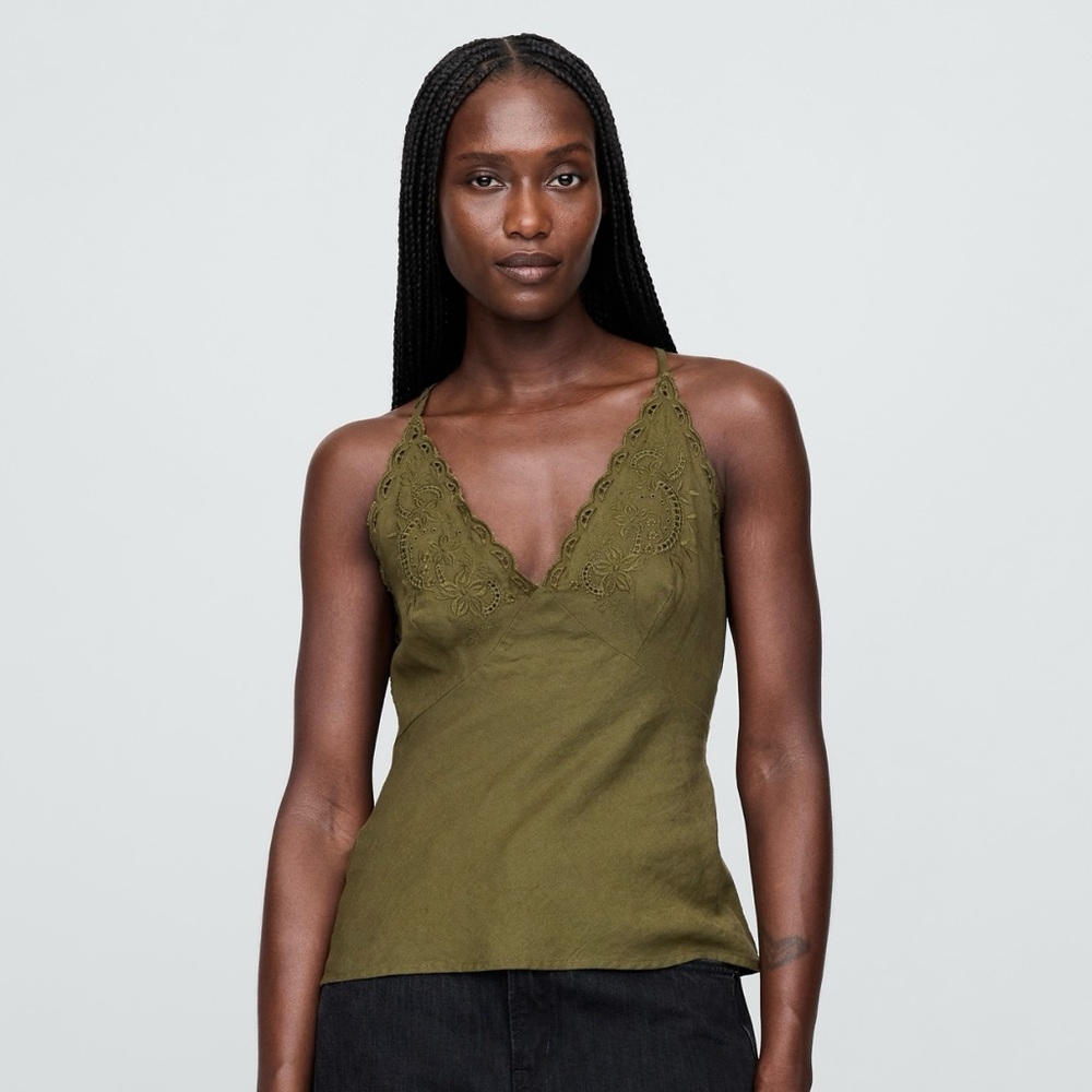 Large TALL gap halter top-NWT